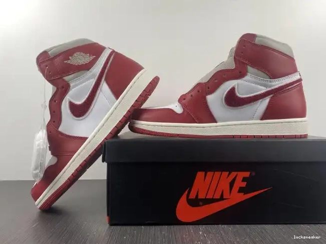 Rep LUCY Chenille 1 (W) OG DJ4891-061 Newstalgia High Jordan 0510